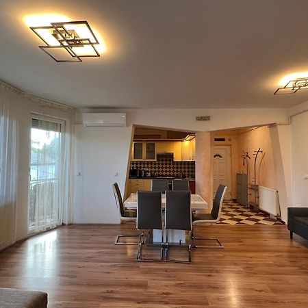 Kristaly Apartman Szegedin Exterior foto