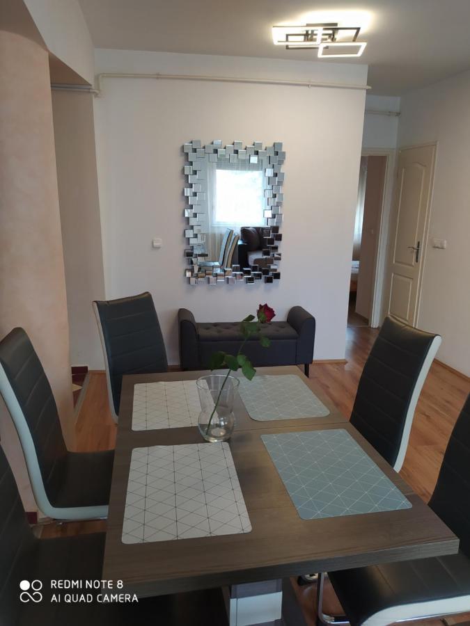 Kristaly Apartman Szegedin Exterior foto