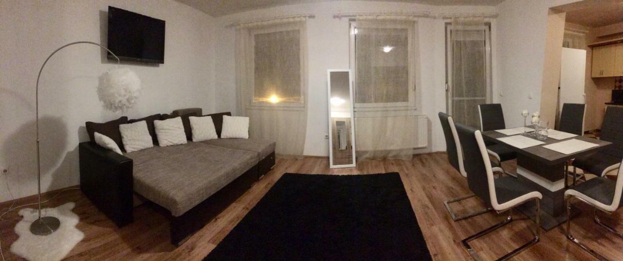 Kristaly Apartman Szegedin Exterior foto