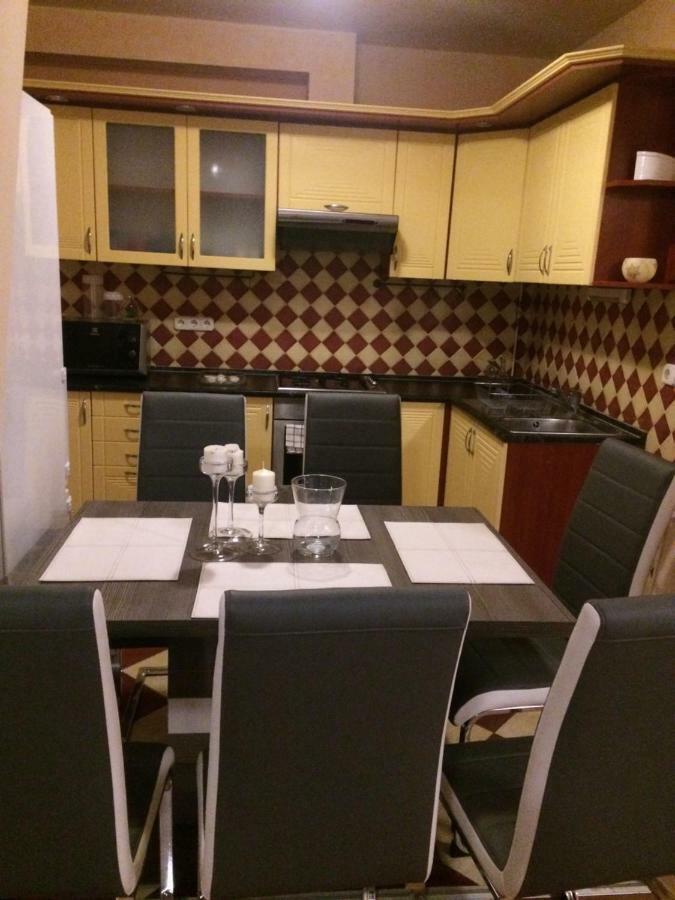Kristaly Apartman Szegedin Exterior foto