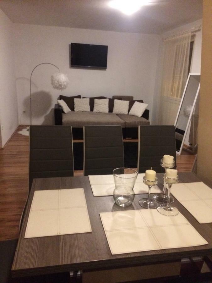 Kristaly Apartman Szegedin Exterior foto