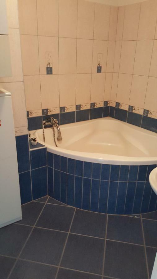 Kristaly Apartman Szegedin Exterior foto